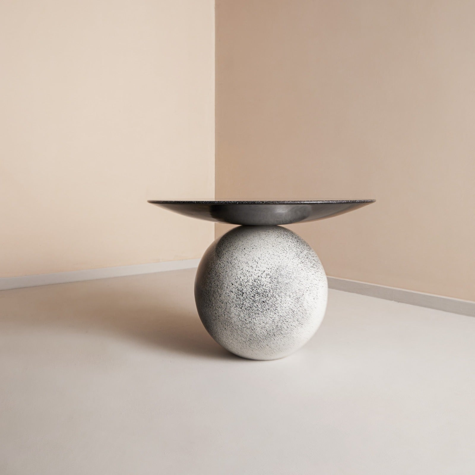 Ball Coffee Table – Objectry