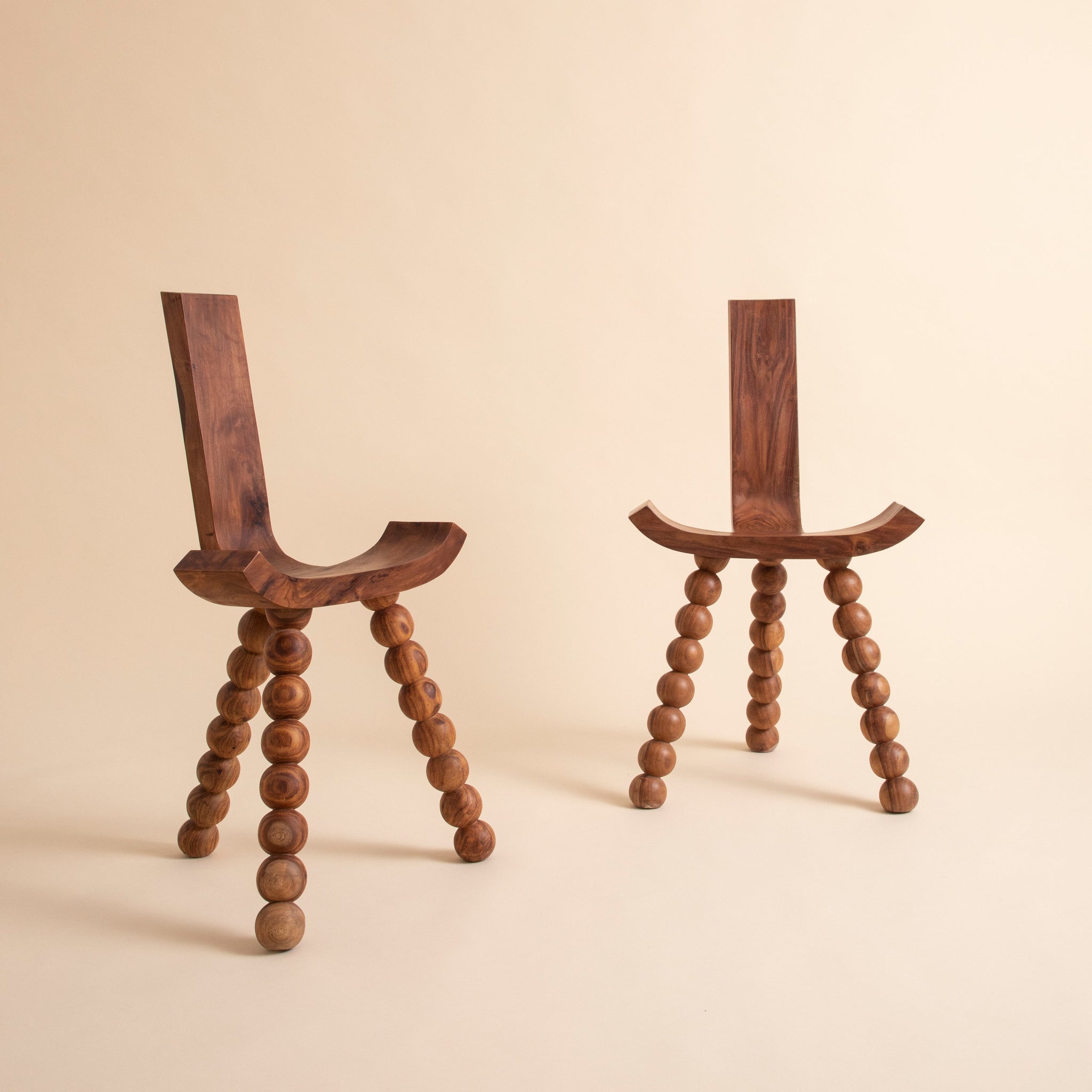 Ball Tripod Dining Chairs – Objectry