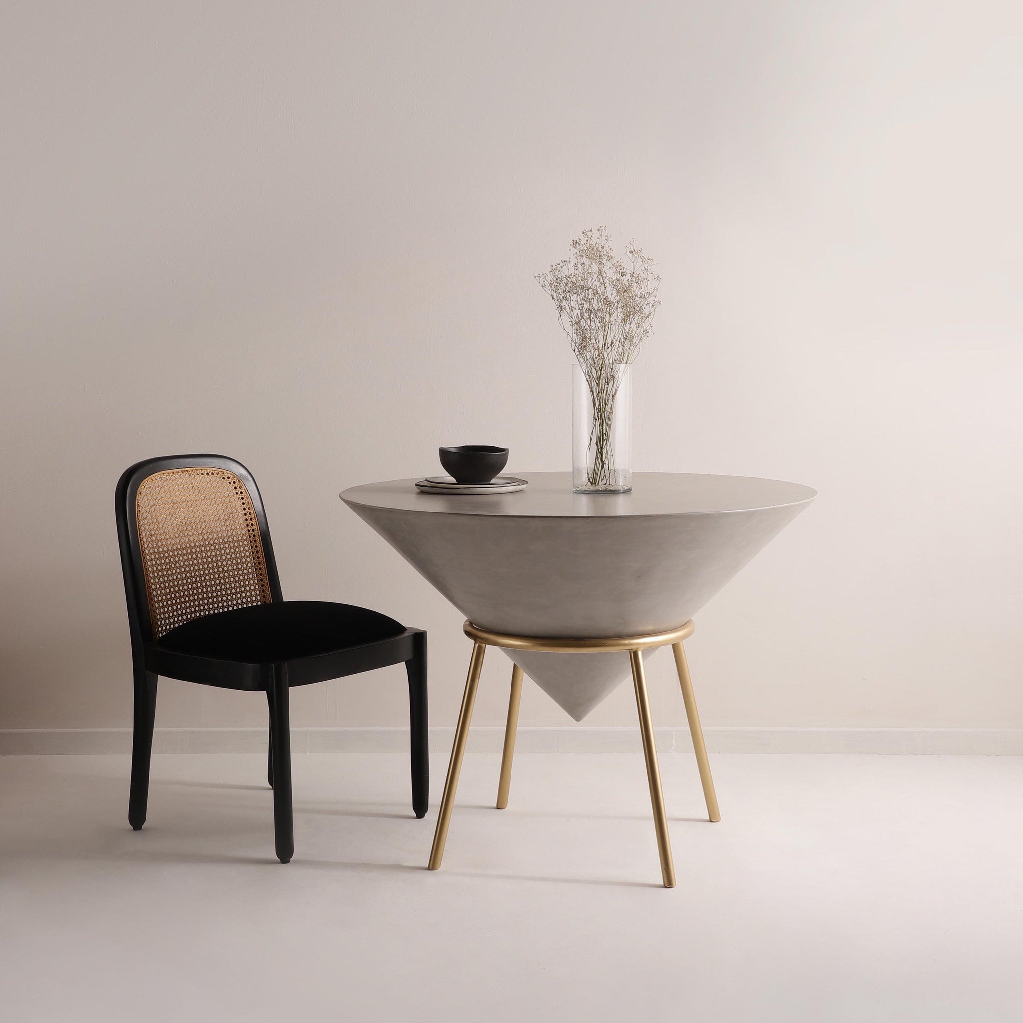 Cone Dining Table – Objectry