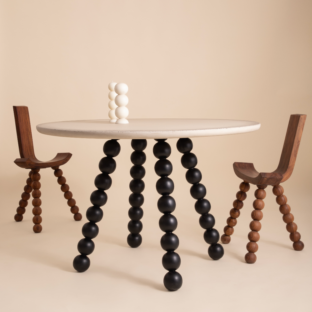 Ball String Dining Table