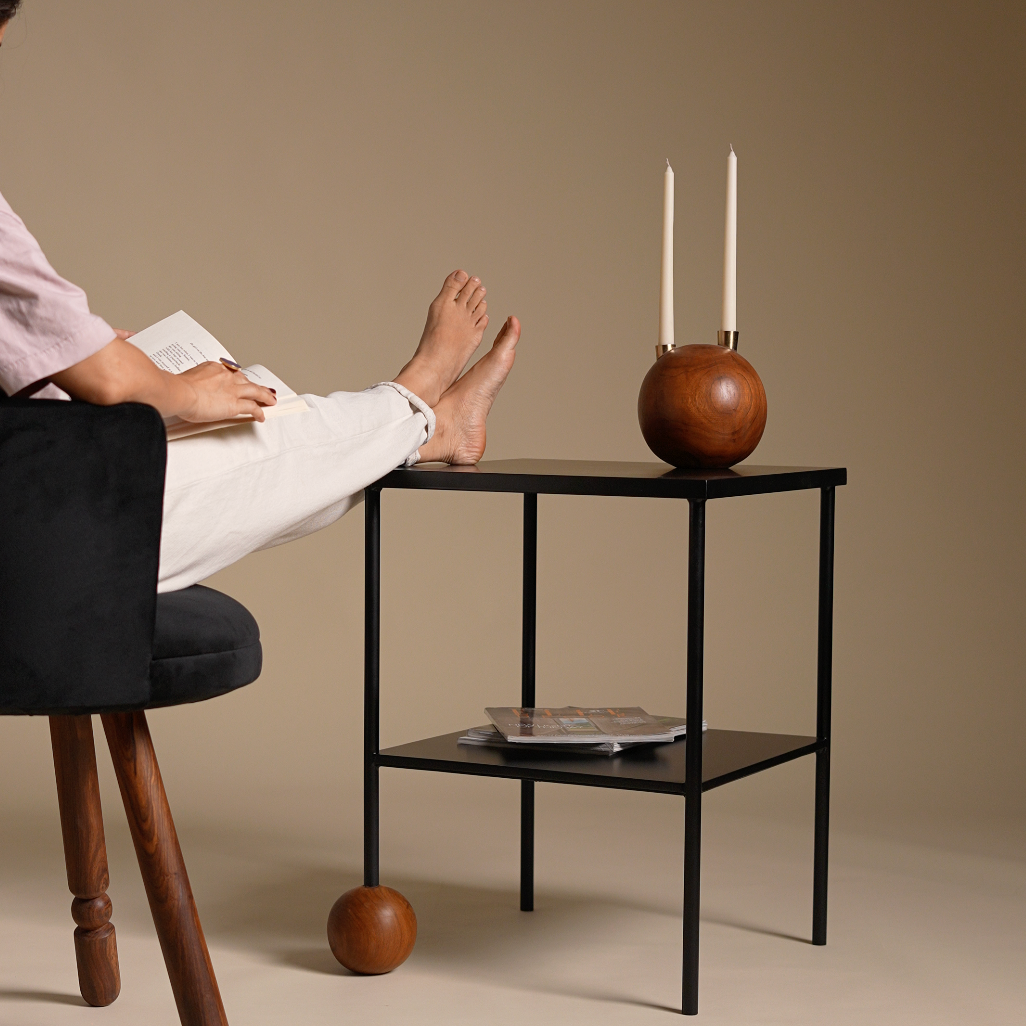 Corner Ball Table