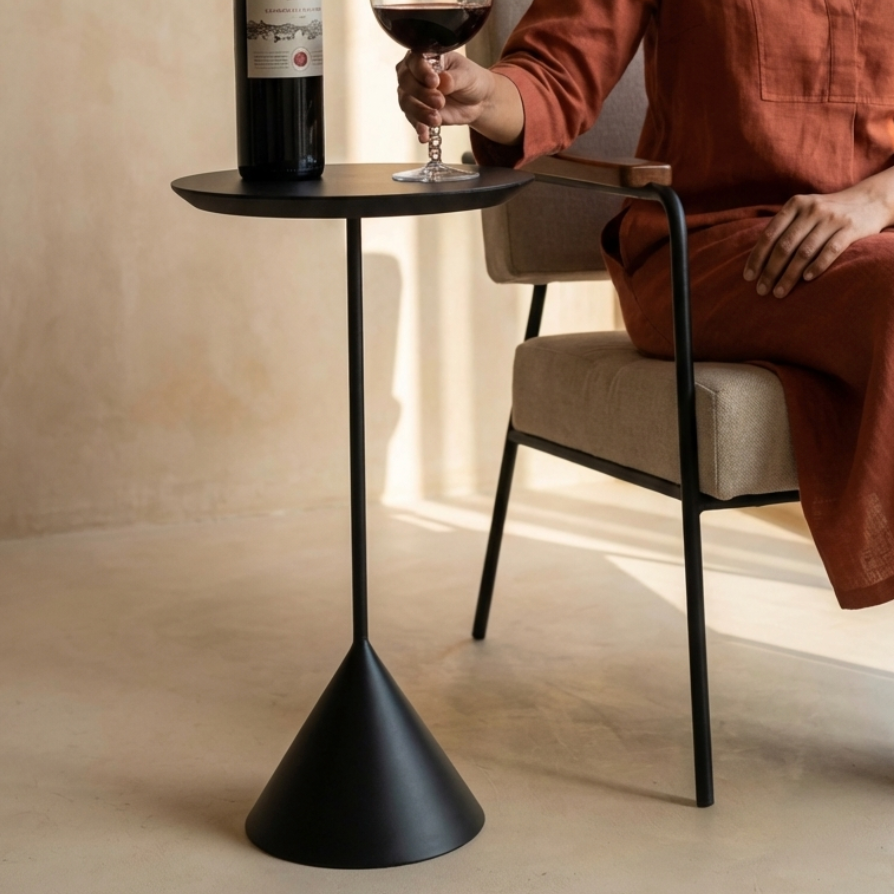 Cone End Table – Objectry