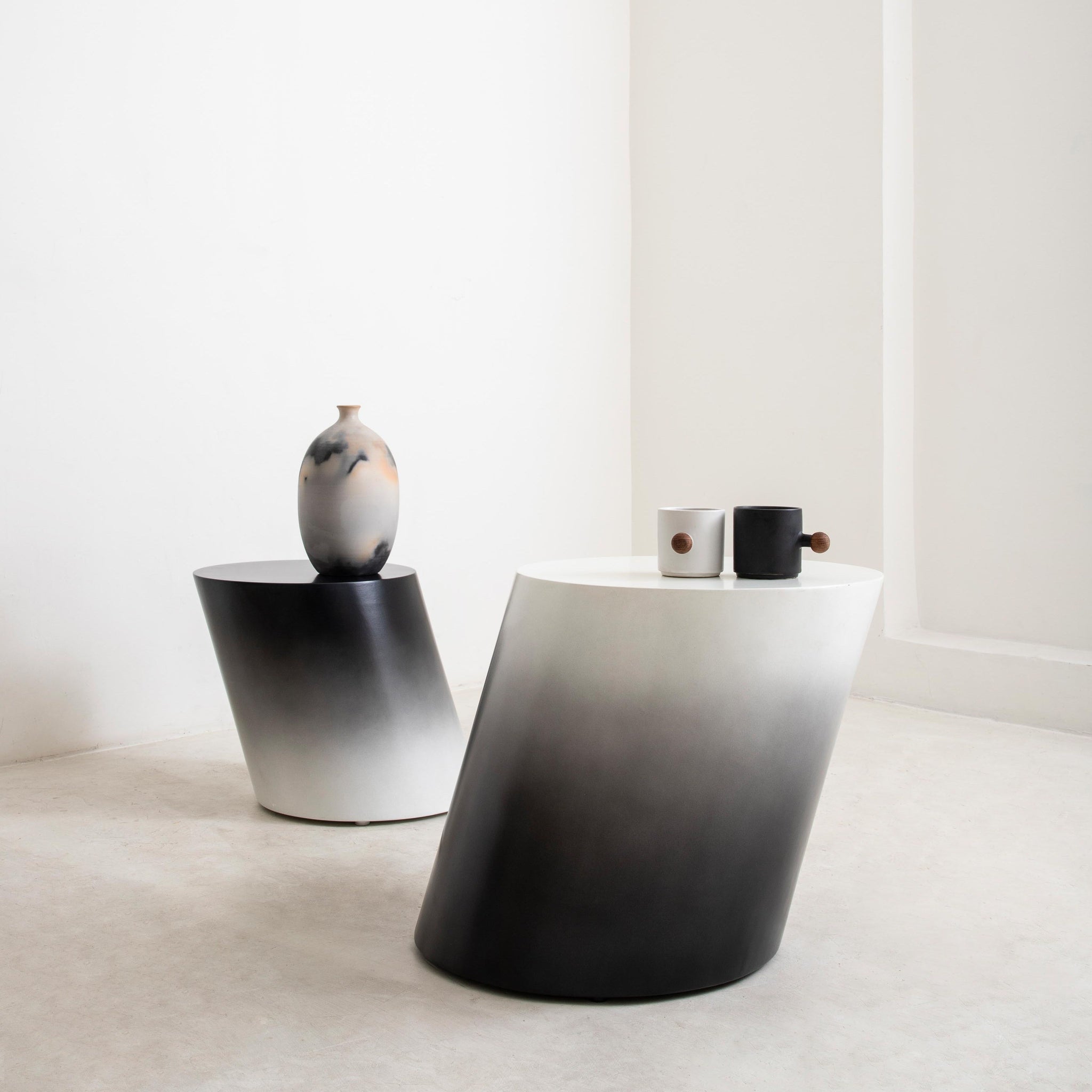 Smoked Side Tables - Set of 2 – Objectry