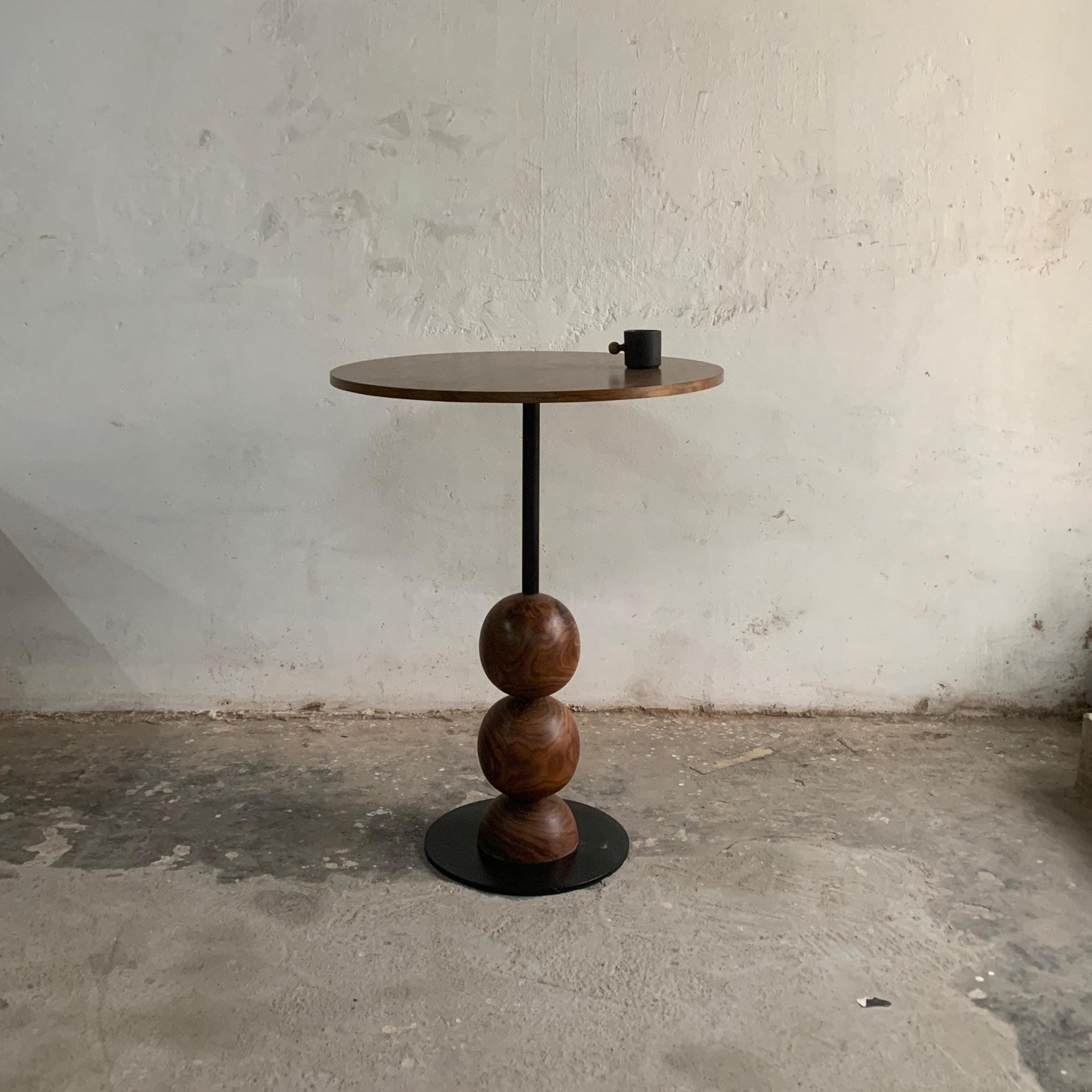 Ball Table - High