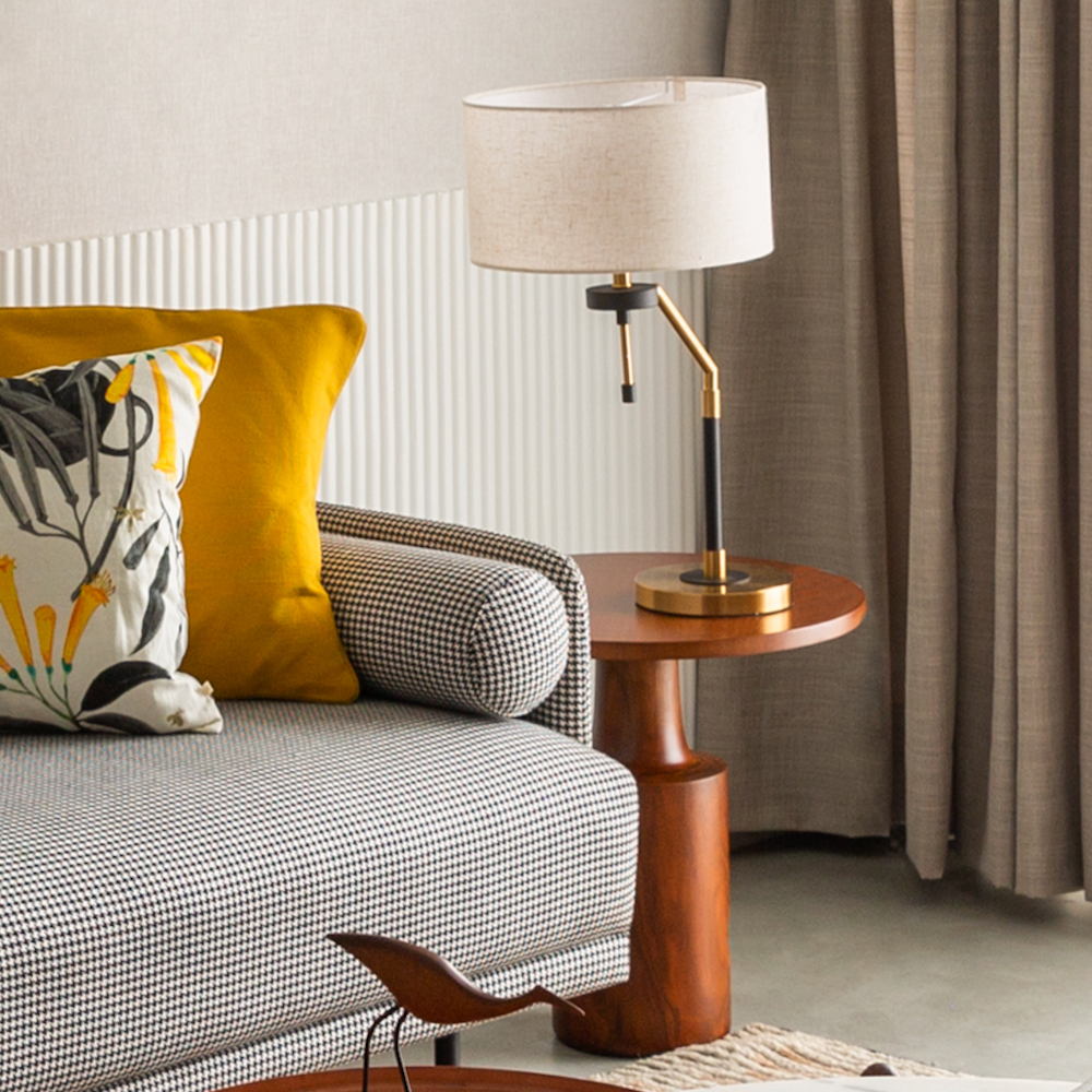 Neck Side Table – Objectry